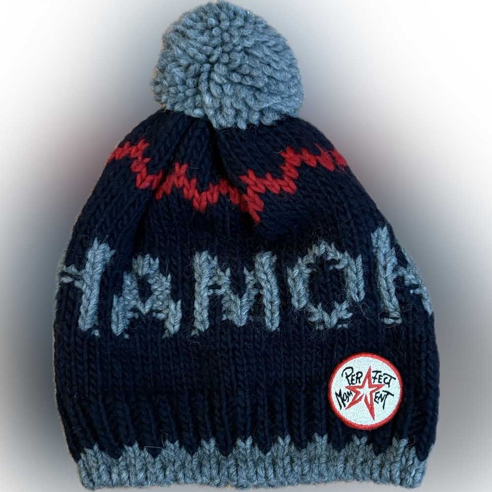 PERFECT MOMENT Chamonix Ski beanie